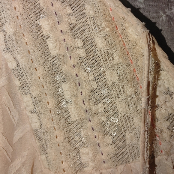 OS Beige Dress with Lace Detailing And Tassels, Size S - Picture 8 of 8